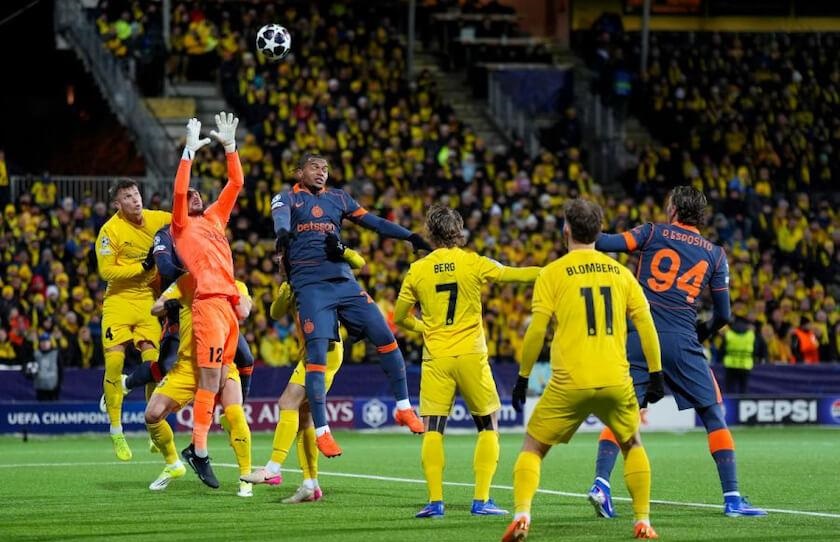 Trận đấu được quyết định bởi chi tiết nhỏ